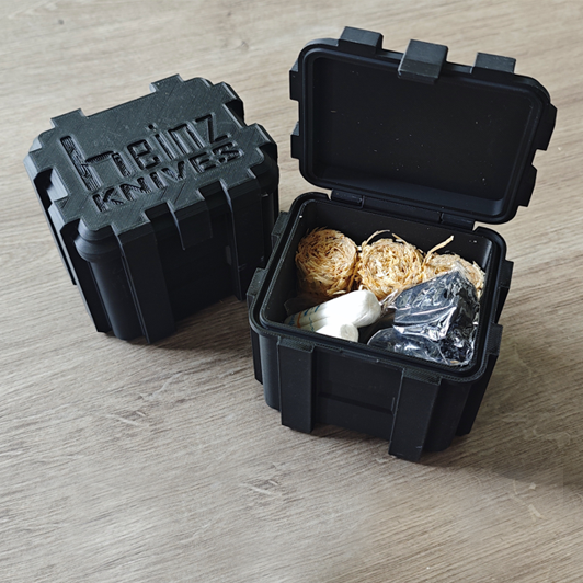 Feuerbox von HeinzKnives – Ihr Outdoor-Feuerstarter im kompakten Format