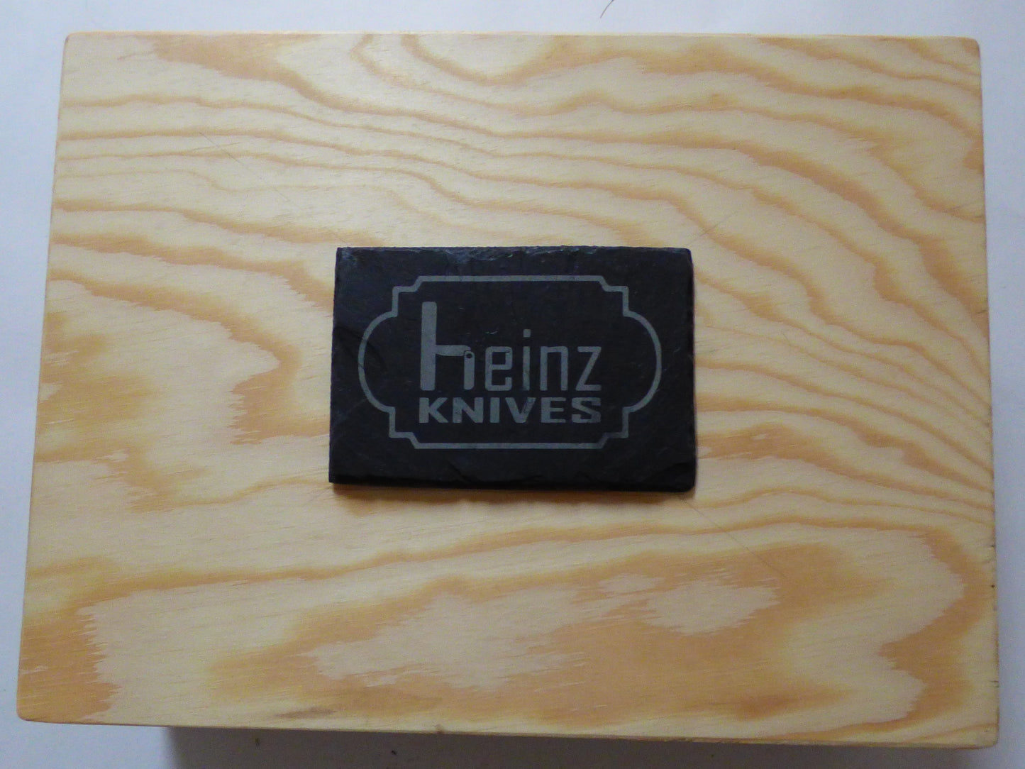 Heinz Knives Schleifsystem – Schärfe, Wissen und Handwerk in einer Box